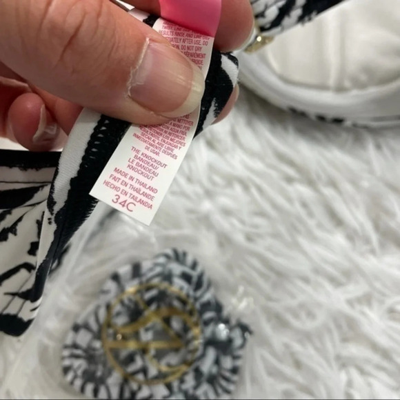 Victorias Secret The Knockout Bandeau Bikini Top - Picture 4 of 4